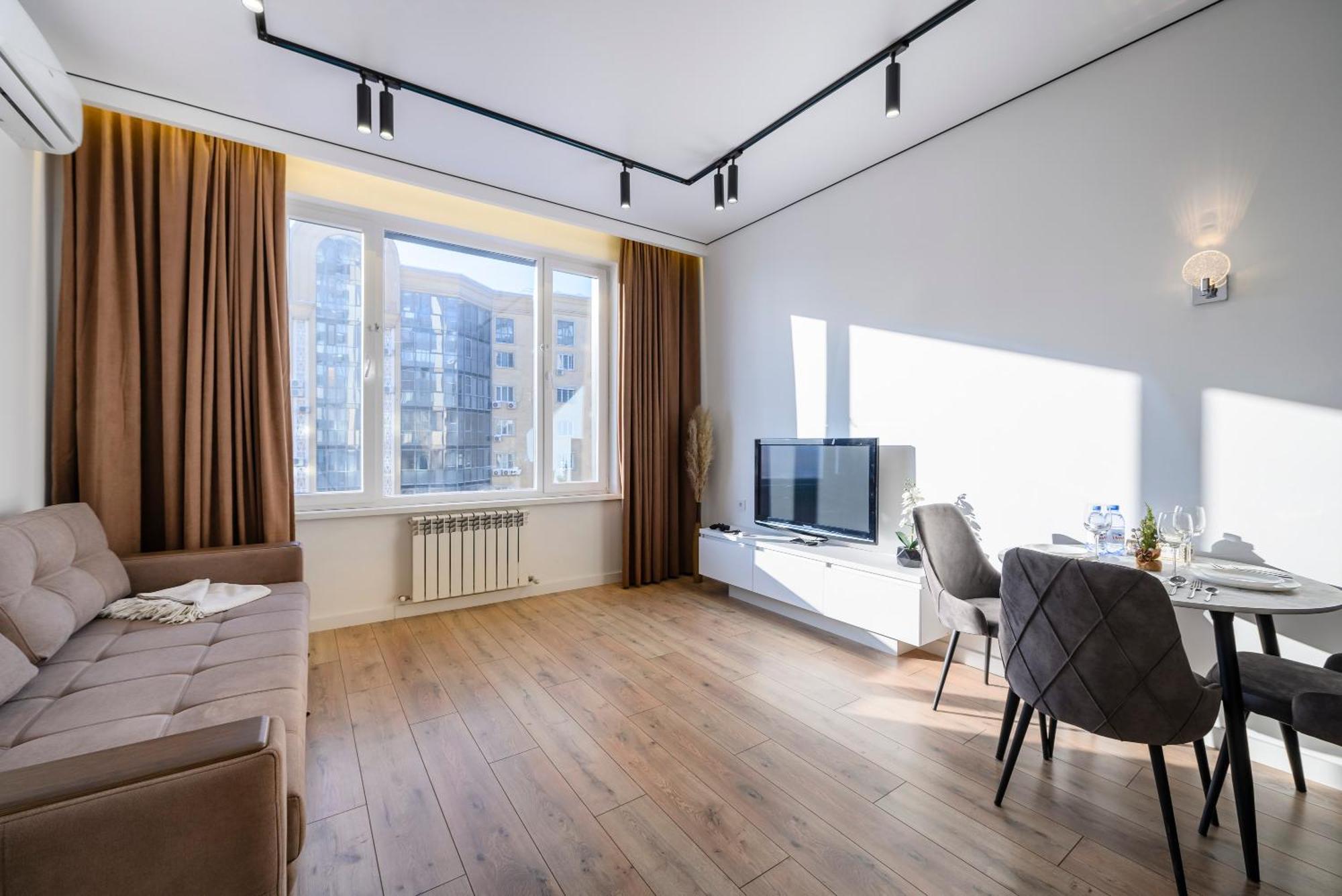 Five Business-Class Rooms In R-House Near Mega Center Алма Ата Екстериор снимка
