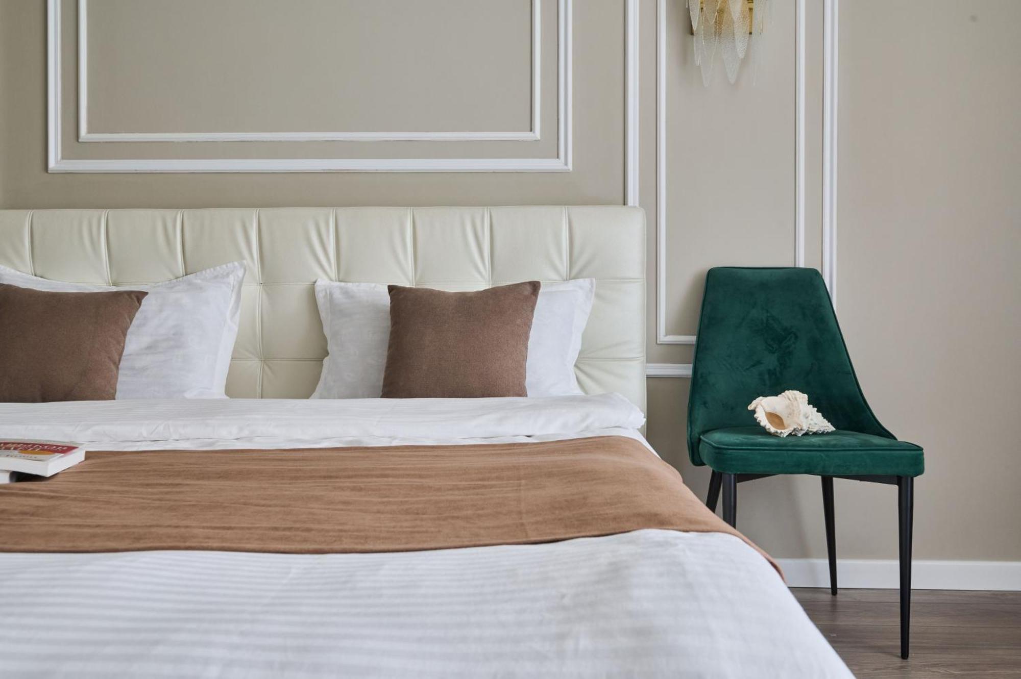 Five Business-Class Rooms In R-House Near Mega Center Алма Ата Екстериор снимка
