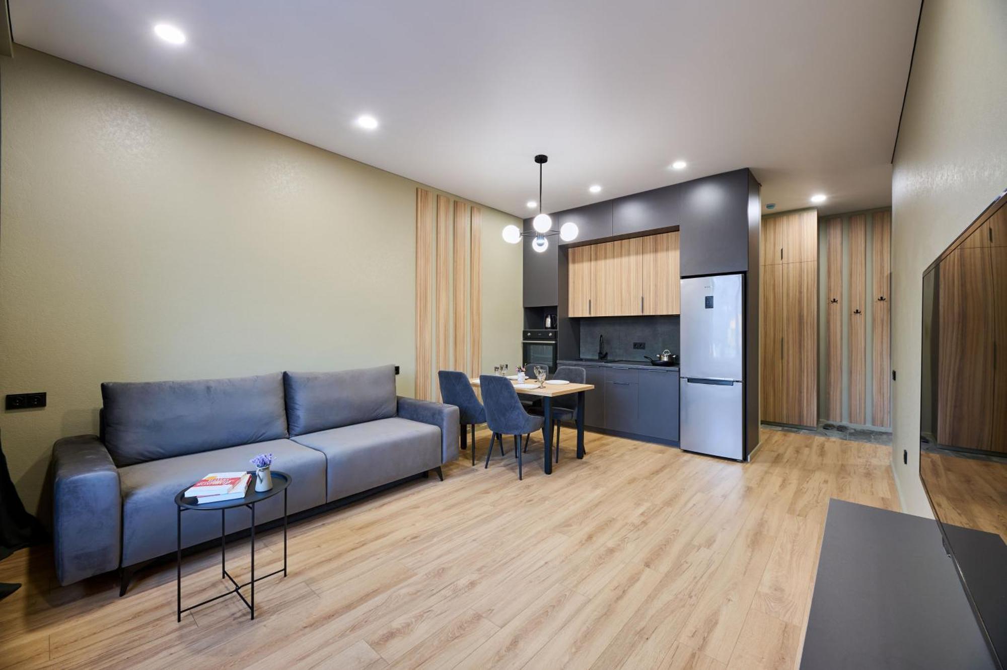 Five Business-Class Rooms In R-House Near Mega Center Алма Ата Екстериор снимка