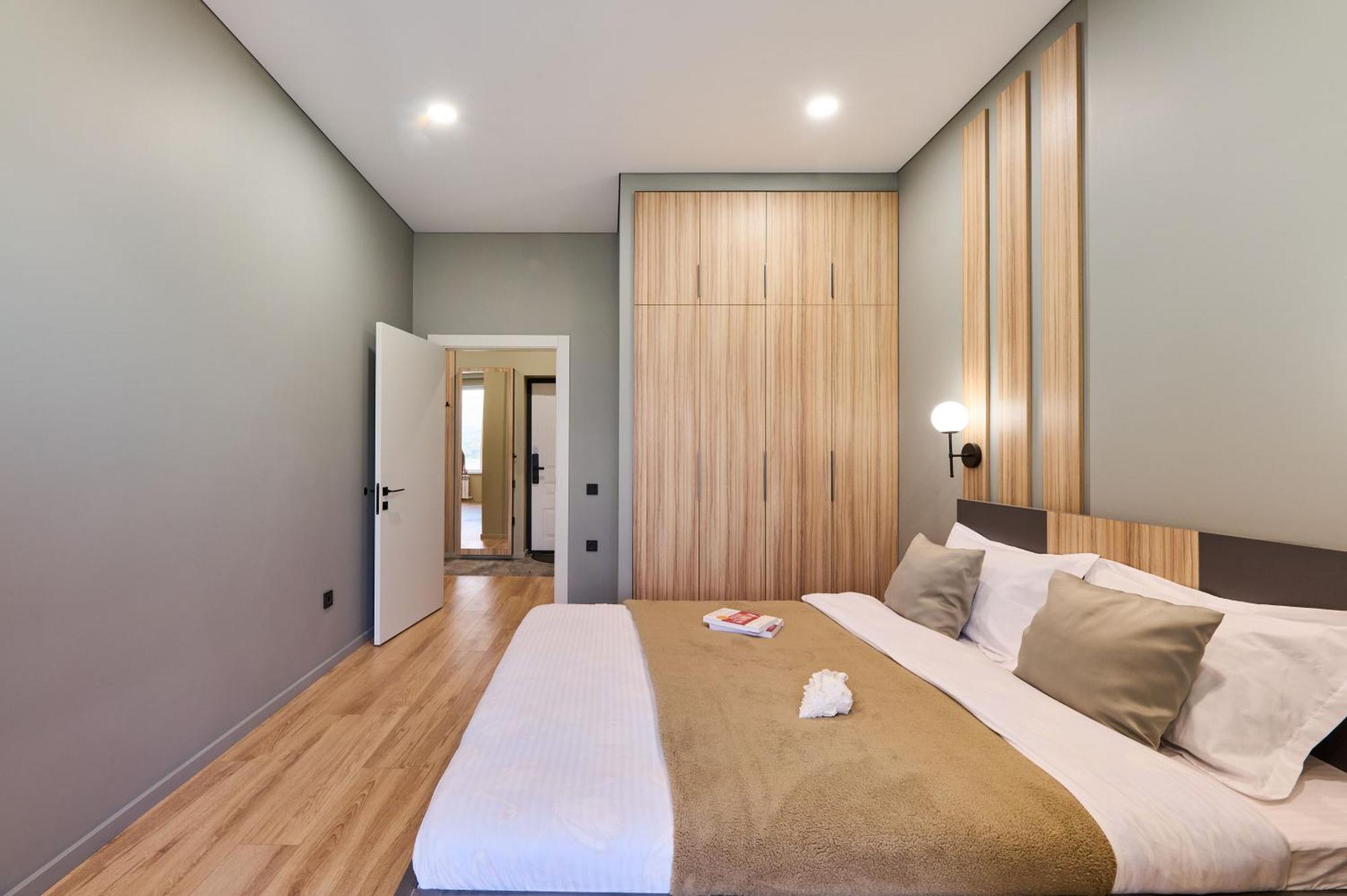 Five Business-Class Rooms In R-House Near Mega Center Алма Ата Екстериор снимка